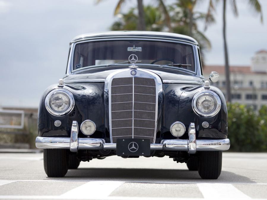  Mercedes-Benz 300C Station Wagon by Binz 1956 года  (фото 2 из 9)